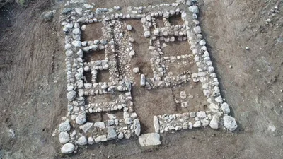 Livro dos Juízes: arquólogos encontram alicerce de forte em Israel