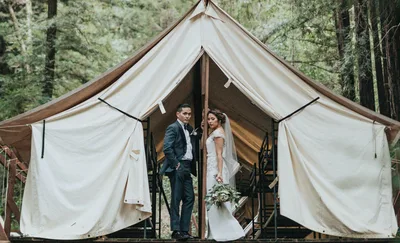 "Deixará pai e mãe": entenda a importância dessa lição bíblica sobre casamento
