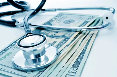 Dívidas médicas de pessoas de baixa renda são quitadas por evangélicos