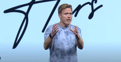 Namoro: jovens cristãos devem negar padrão Disney, diz pastor