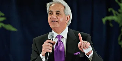 Benny Hinn lamenta ter pregado teologia da prosperidade: \"É uma ofensa ao Senhor\"