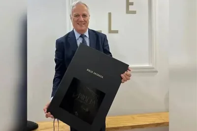 Assembleia de Deus entra no Livro dos Recordes com a maior Bíblia manuscrita do Brasil