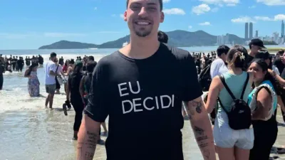 O curioso batismo de Renan Bolsonaro