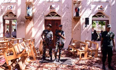Sacerdote lamenta que catedral incendiada sensibilize mais que martírio de cristãos | Notícias Gospel