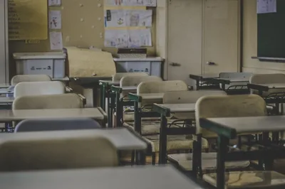 Oklahoma determina ensino da Bíblia em escolas públicas
