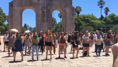 As feministas mentem e os homens são sim, essenciais