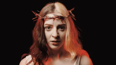 Show apresenta Jesus Cristo com "gênero neutro", na Escócia