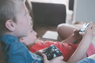 Mãe fala sobre desafio de recuperar filho viciado em videogame