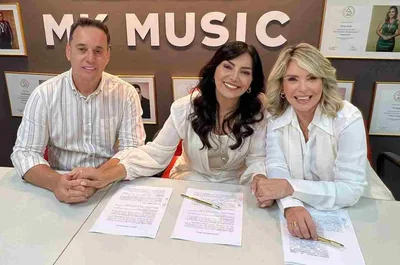 Eyshila assina contrato e retorna à MK Music após 12 anos
