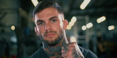 Lutador do UFC revela como Cristo o salvou após tentativa de suicídio: \"Ele estava comigo\"