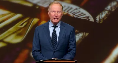 Max Lucado ensina sobre o retorno ao verdadeiro significado do Natal