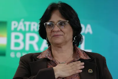 Damares está lembrando às meninas o que as feministas esqueceram de ensinar