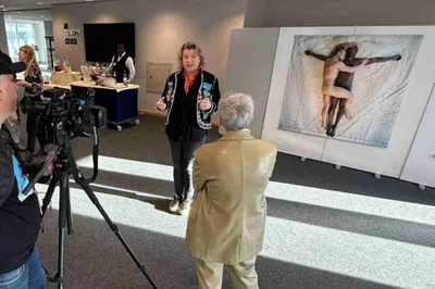 No Parlamento Europeu, exposição traz “Jesus LGBT”