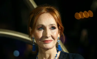 Museu da Cultura remove autora de Harry Potter por "visõe odiosas"