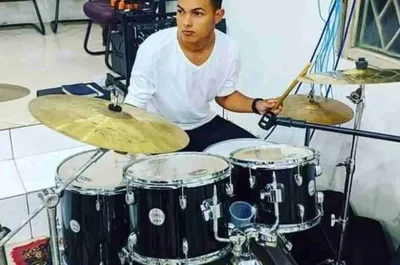 Filho de pastor morre afogado após cerimônia de batismo
