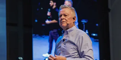 \"Uma onda de avivamento começará no Brasil em adoração e arrependimento\", diz Randy Clark