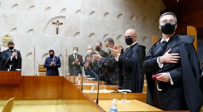 André Mendonça toma posse e diz que vai defender Estado laico: “É uma defesa da Igreja”