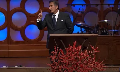 "Satanás está preparando o caminho para o Anticristo", diz pastor egípcio-americano