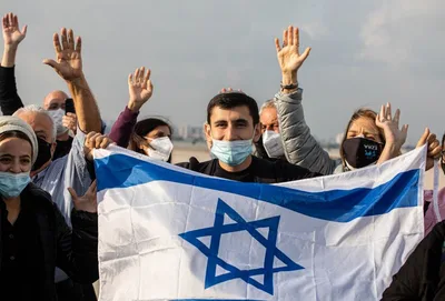 À beira da guerra, judeus ucranianos fazem aliá e retornam a Israel