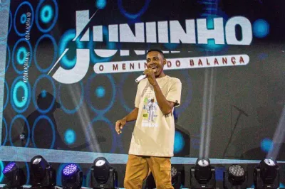 Emocionado, MC Juninho comemora gravação de DVD: ‘Gratidão a Todos Vocês’