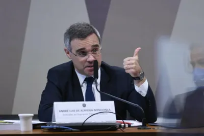 Deputadas do PT pedem votos para Mendonça no Senado
