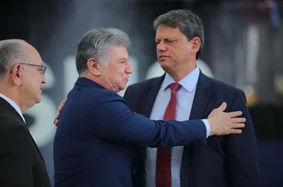 Eleito com apoio de evangélicos, Governo Tarcísio começa a decepcionar