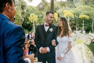Isadora Pompeo se divorcia de jogador do Flamengo após 2 meses