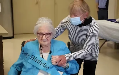 Mulher judia reencontra filha 80 anos após serem separadas na Segunda Guerra Mundial