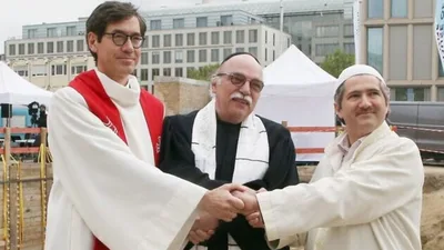 Prédio ecumênico será construído em Berlim para cristãos, muçulmanos e judeus