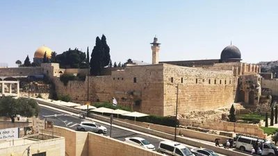Judeus oram no Monte do Templo pela primeira vez em décadas