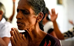 Budistas tentam formar guerra civil no Sri Lanka