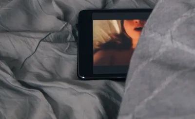 França bloqueará sites de pornografia a menos que cumpram nova medida
