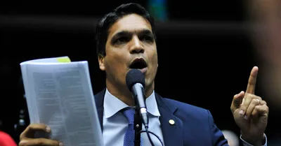 Daciolo apresenta prova de que pandemia foi provocada