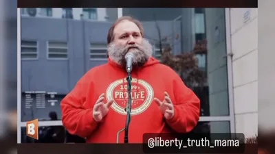 Homem nascido de estupro condena o aborto: "As circunstâncias não determinam meu valor"
