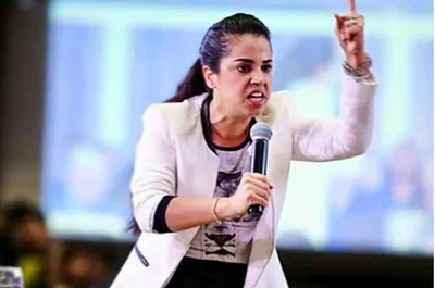 Camila Barros causa polêmica ao criticar música "É Ele" do Drops INA