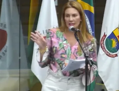 Vereadora é acusada de transfobia por dizer que "Deus fez homem e mulher"