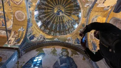 Turquia transforma mais uma igreja em mesquita; Bispos protestam