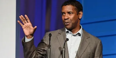 Denzel Washington incentiva jovens a pregarem o Evangelho: \"Eu oro por esta geração\"