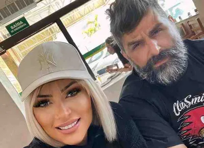 Após insinuar que estava separada, esposa de Youssef Akiva diz que “só estava chateada”