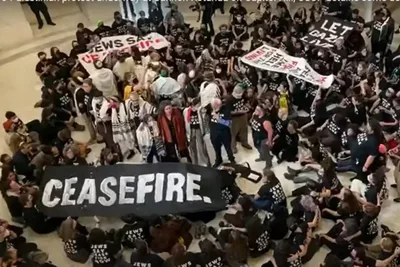 Militantes são presos em manifestação antissemita no Capitólio dos EUA