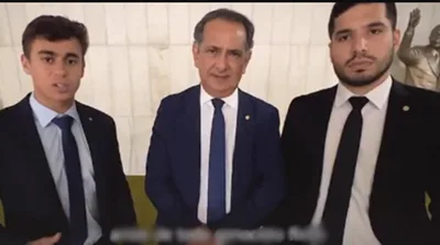 Deputados denunciam professor que chamou Jesus de “vagabundo”