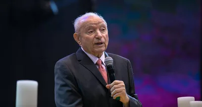 Bispo primaz Manoel Ferreira se reúne com petistas mais uma vez