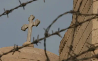 Egito: cristãos tentam erguer templo, mas muçulmanos demolem