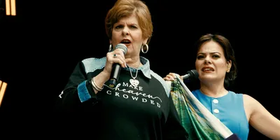 \"Deus irá abalar o Brasil, para transformá-lo\", declara Cindy Jacobs no The Send