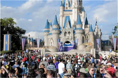 ONG: Disney produz conteúdo pra sexualizar crianças há décadas
