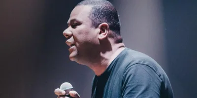 \"Ignorar a batalha espiritual é um erro, mas exagerar também é\", alerta pastor