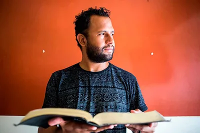 Pastor eleito deputado federal diz que não irá defender a igreja