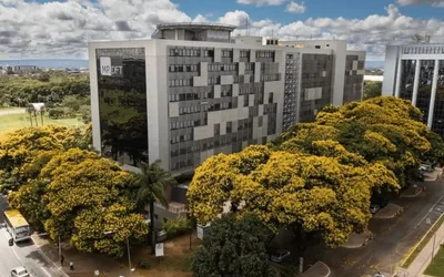 Coronel é investigado por levar policiais para formatura em igreja