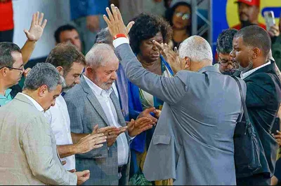 PT lança curso voltado a evangélicos para tentar reduzir rejeição ao governo Lula