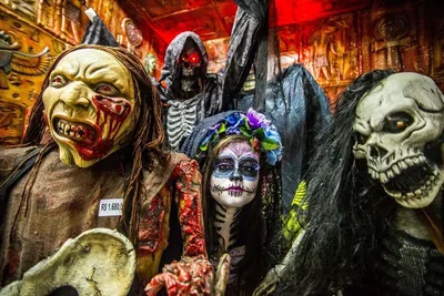 "Satanistas se preparam o ano todo para o Halloween", alerta pastor Antônio Júnior